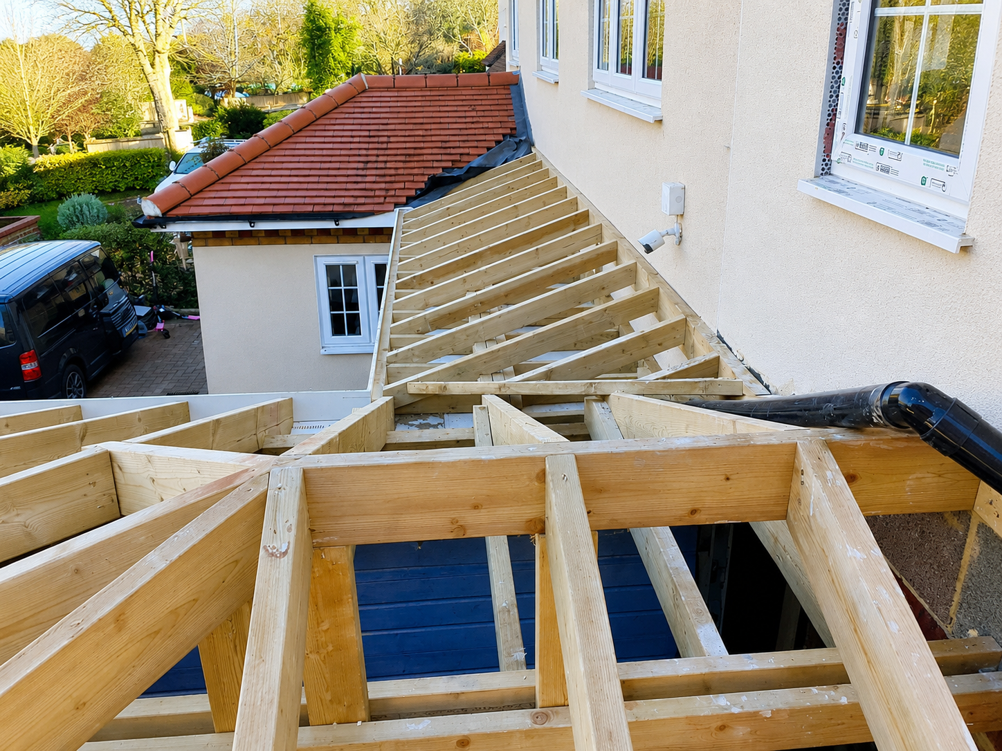 Roof timber structure with battens in place
